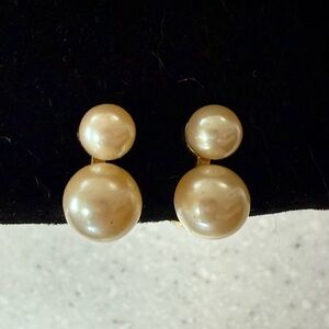 Classic Cream Pearl Clip-on Earrings